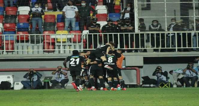 Süper Lig: Altay: 2 - Beşiktaş: 1 (Maç sonucu)