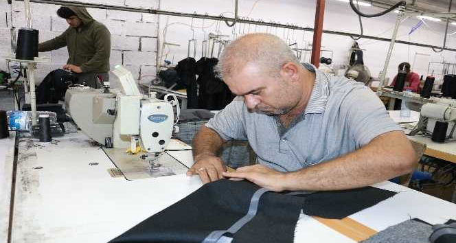 Ünlü markaların giysileri Kahramanmaraş’ta üretiliyor
