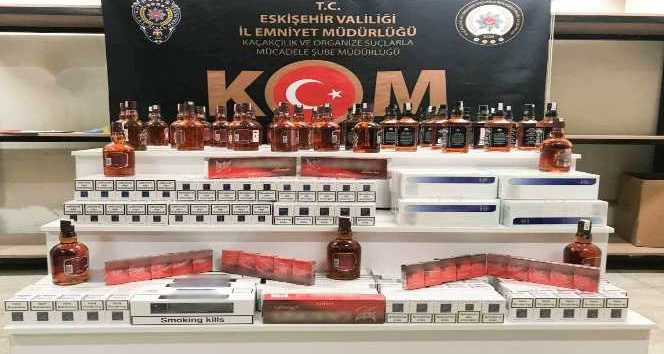 Eskişehir’de 42 şişe sahte içki ve 870 paket kaçak sigara ele geçirildi