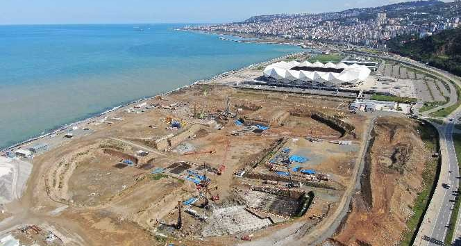 Deniz dolgusuna inşa edilecek Trabzon Şehir Hastanesi için 400 fore kazık çakılacak