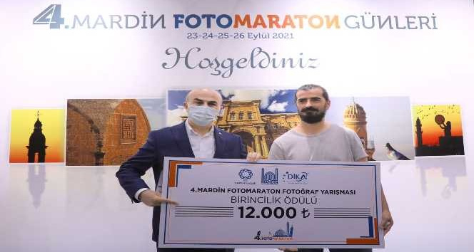 4. Mardin Fotoğraf Maratonunda dereceye giren yarışmacılara ödülleri verildi