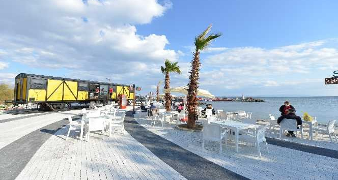 Vagon Paşa Kafe misafirlerini ağırlamaya başladı