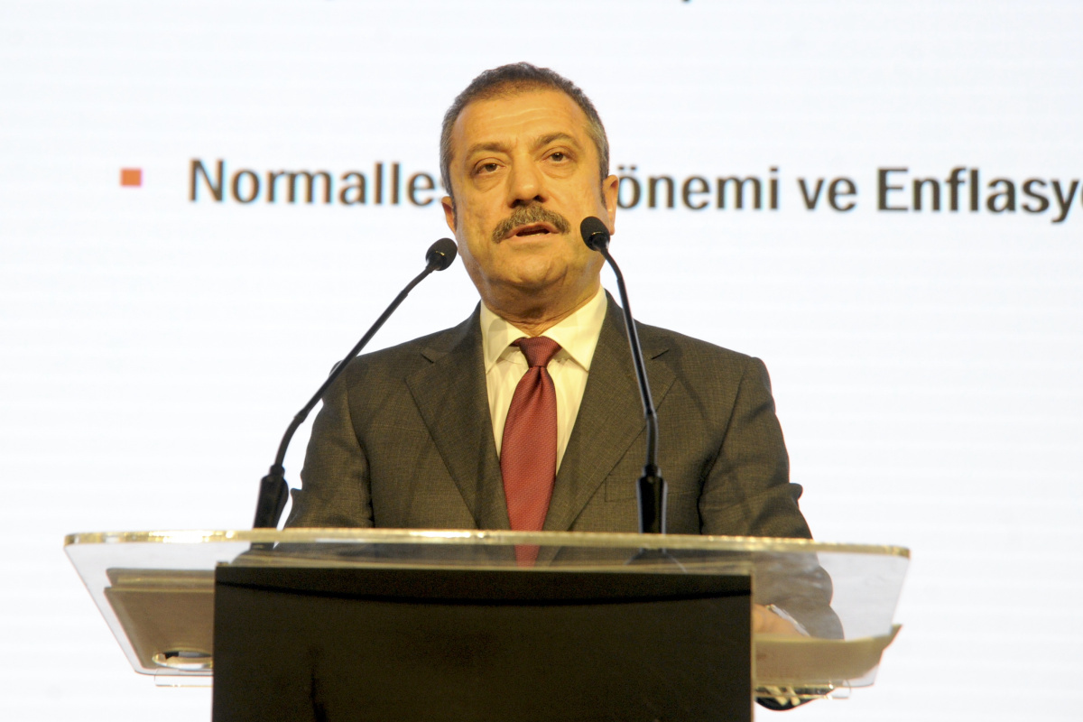 TCMB Başkanı Kavcıoğlu: &#039;Ters dolarizasyon gerçekleşiyor, şu ana kadar 40 milyar dolara yakın çözülme var&#039;