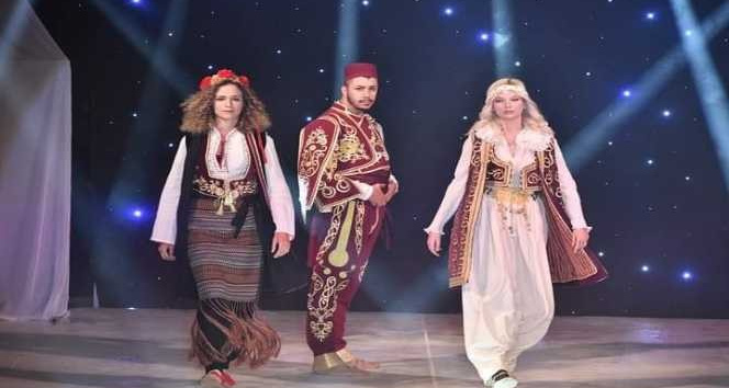Emine Erdoğan’ın projesinden ilham aldılar, Rumeli kıyafetlerinden defile gerçekleştirdiler