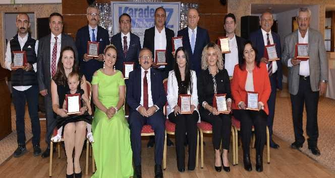 ‘Yılın En’leri’ ödüllerini aldı