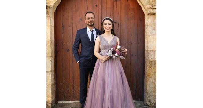 Düğünde nişanlı çift maganda kurşunuyla yaralandı