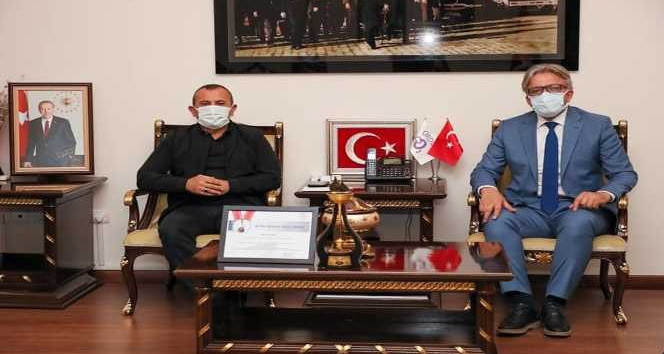 Vali Sonel, ‘Yılın Mülki İdare Amiri Ödülü’ne layık görüldü