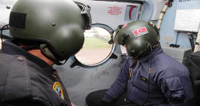 Yozgat’ta jandarma ekipleri helikopterle trafik denetimi yaptı
