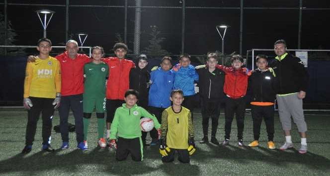 Türk futboluna yeni kaleciler yetiştirmek için kolları sıvadılar