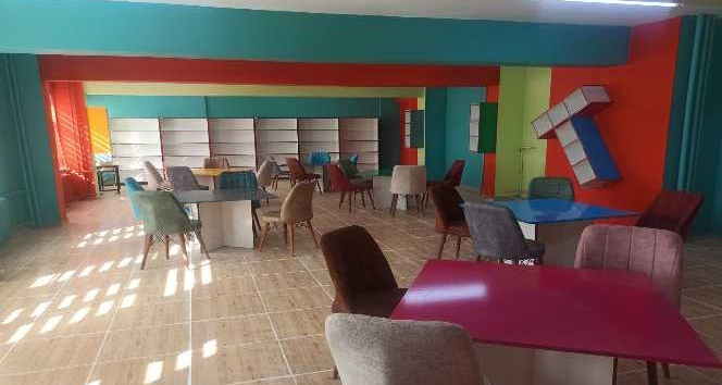 Köy okulu yeni kütüphanesine kitap desteği bekliyor