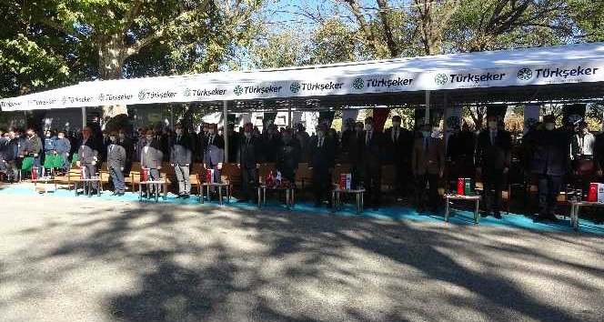 Uşak’ta 96. pancar alım kampanyası Uşak’ta gerçekleşti