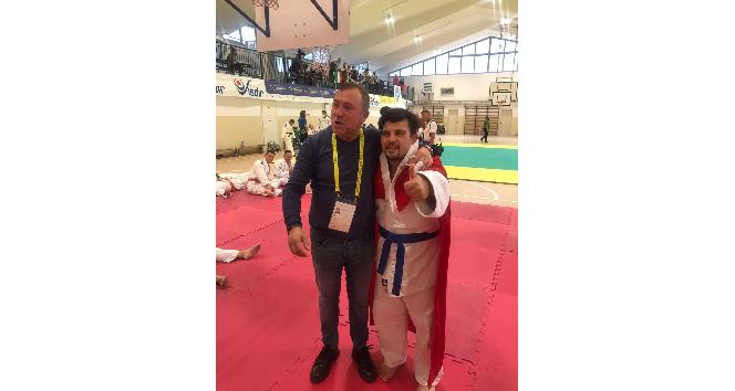 Özel sporcular Talha Ahmet Erdem ve Doğukan Coşar Avrupa Şampiyonu!