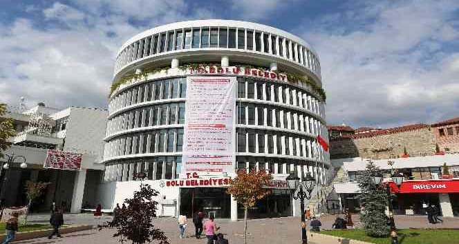 Bolu Belediyesi binasına ABD karşıtı pankart asıldı