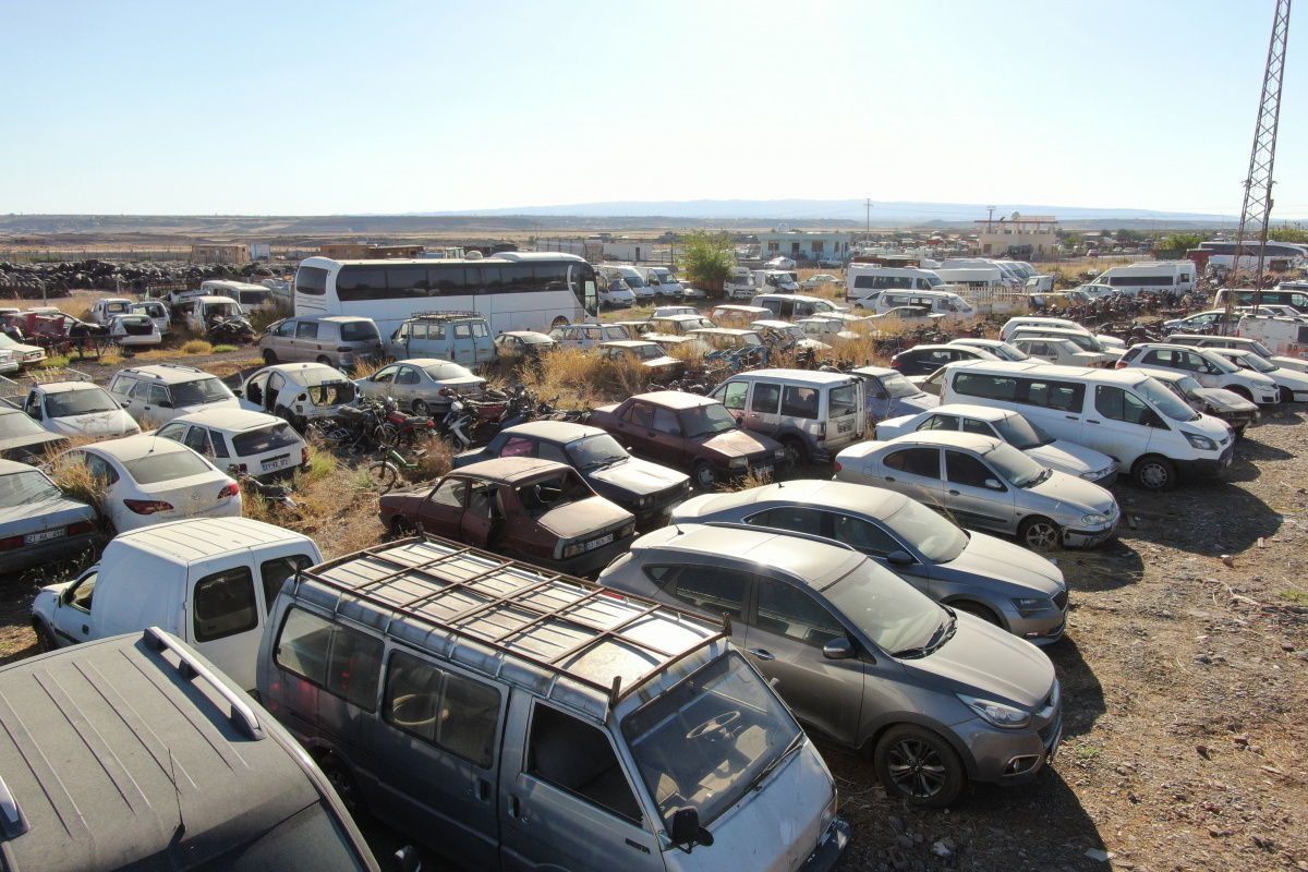 Yediemin otoparklar milyonların mezarlığı oldu