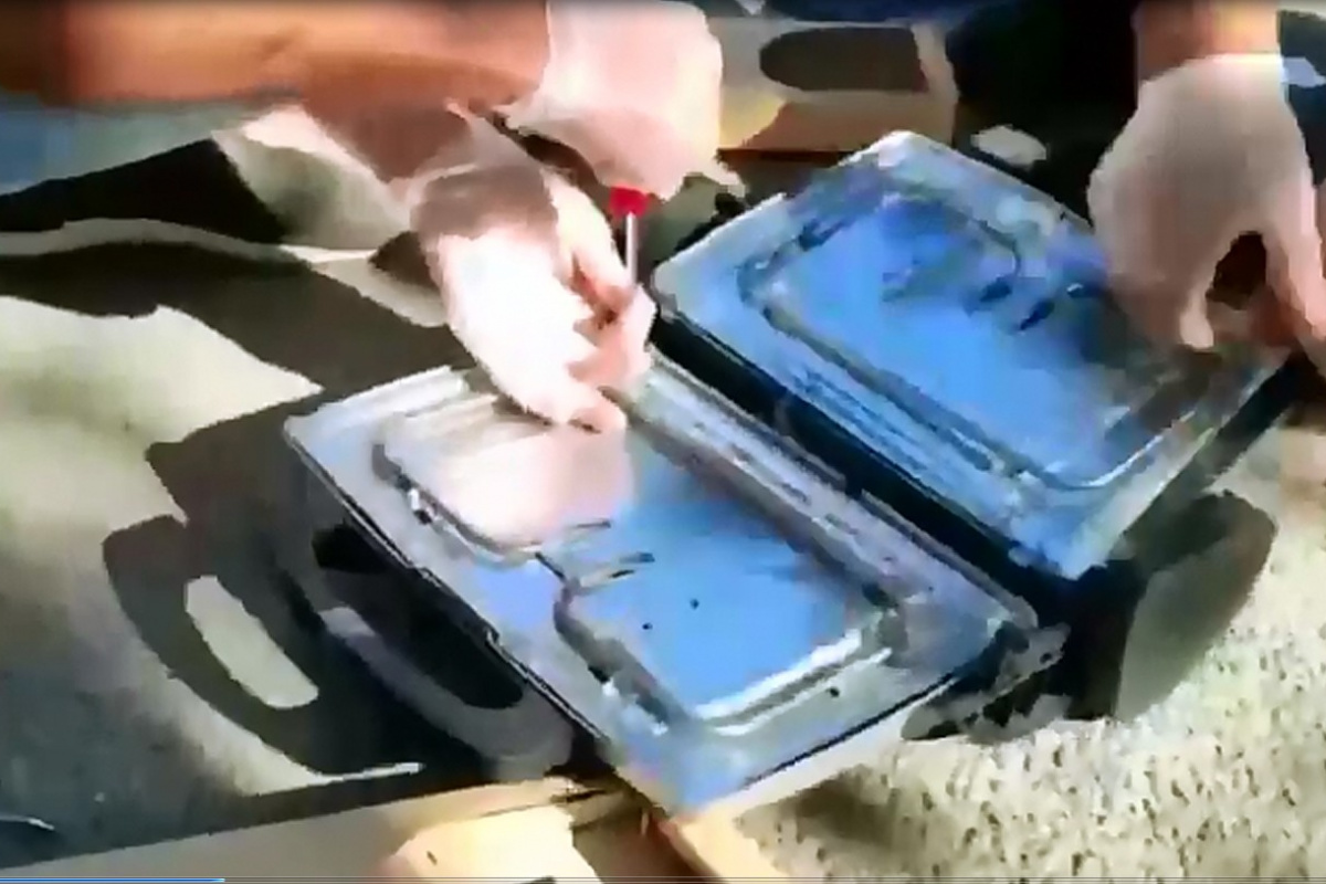 Uyuşturucuları tost makinesine gizlemişler