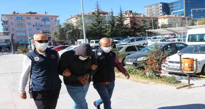 Niğde’de El-Kaide bağlantılı 1 kişi gözaltına alındı