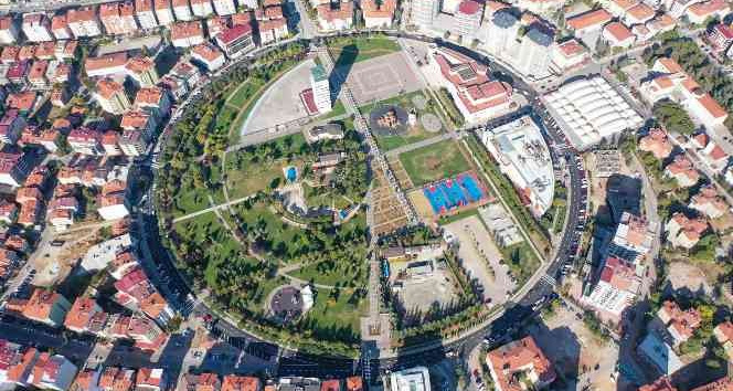 Ata Park’ta sorunlar çözüldü, yol trafiğe açıldı