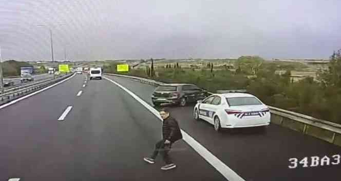 TEM Otoyolunda doktorun hayatını kaybettiği  kaza anı kamerada