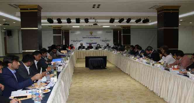 AK Partili Usta: "Irkı, dili, dini, mezhebi ne olursa olsun bütün vatandaşlarımız bizim için eşittir, talepleri başımızın tacıdır"