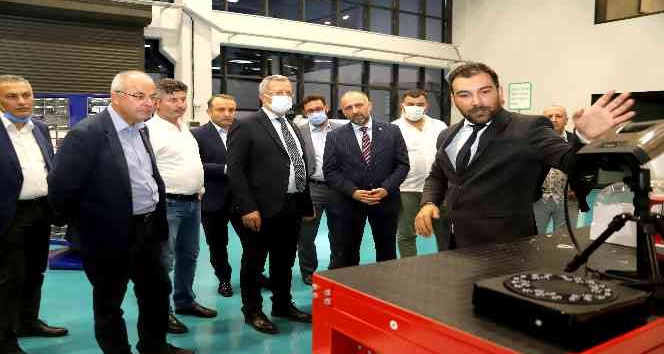 Batı Karadenizli işadamları Model Fabrika’da incelemelerde bulundu