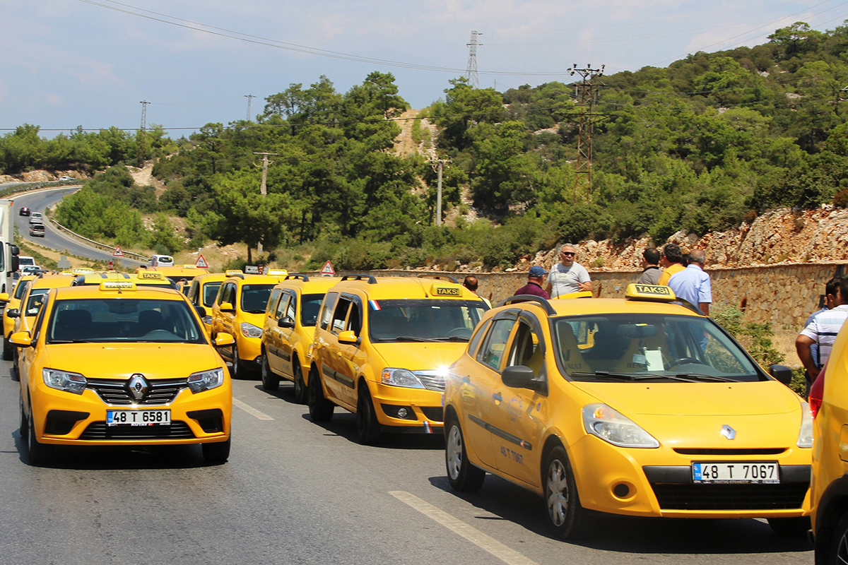 Muğla'da ticari taksilere uyarı