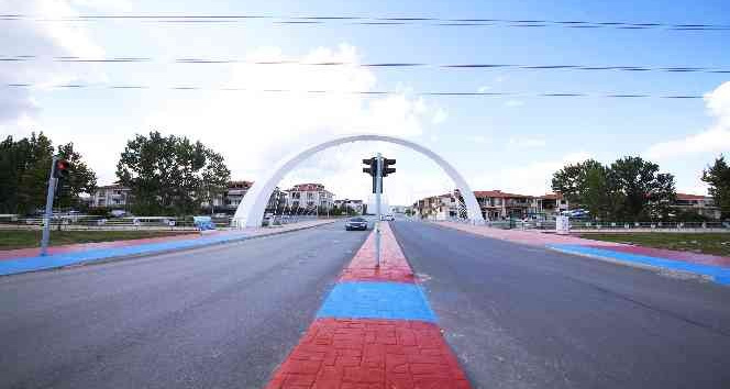 Büyükşehirden Yazlık Mahallesi girişine yeni köprü