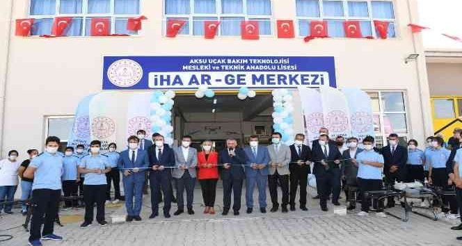 Aksu Uçak Bakım Teknolojisi Mesleki ve Teknik Anadolu Lisesi İHA AR-GE Merkezi açıldı