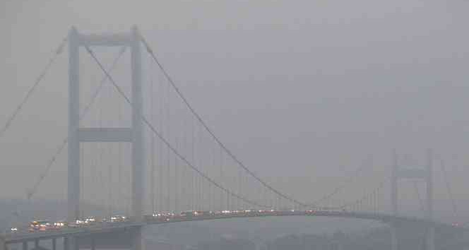 İstanbul güne sis ile uyandı