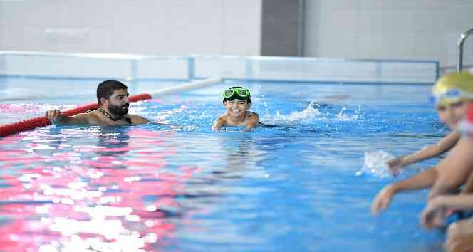 Altındağ Belediyesinde ücretsiz yüzme kursları başlıyor