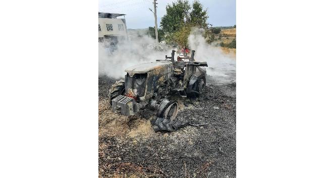 Evinin önünde ateş yakmak isterken traktörünü yaktı
