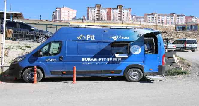 Edremit’te PTT Mobil Aracı hizmet vermeye başladı
