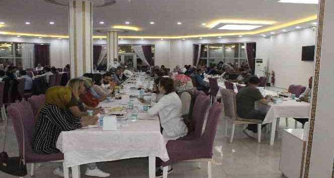 Başkan Ramazan, sağlık çalışanlarıyla bir araya geldi