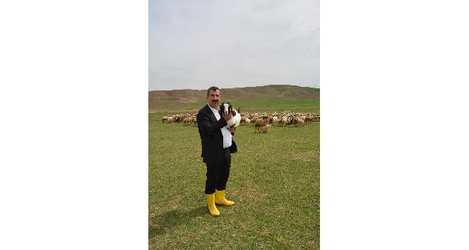 TÜDKİYEB Genel Başkanı Çelik: “Sürü büyütme ve yenileme desteği 100 liradan 125 liraya, çoban istihdam desteği 5 bin liradan 6 bin liraya yükseltildi”
