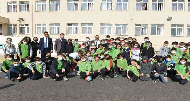 Süleymanpaşa Belediyesinden bin 111 öğrenciye eğitim malzemesi desteği