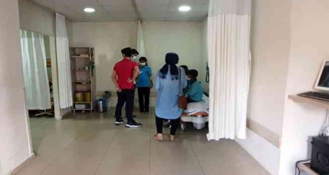 Okulda gıda zehirlenmesi paniği