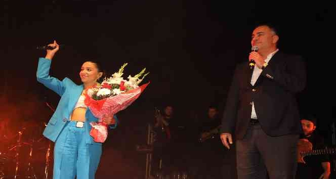 Başkent’te Zeynep Bastık rüzgarı