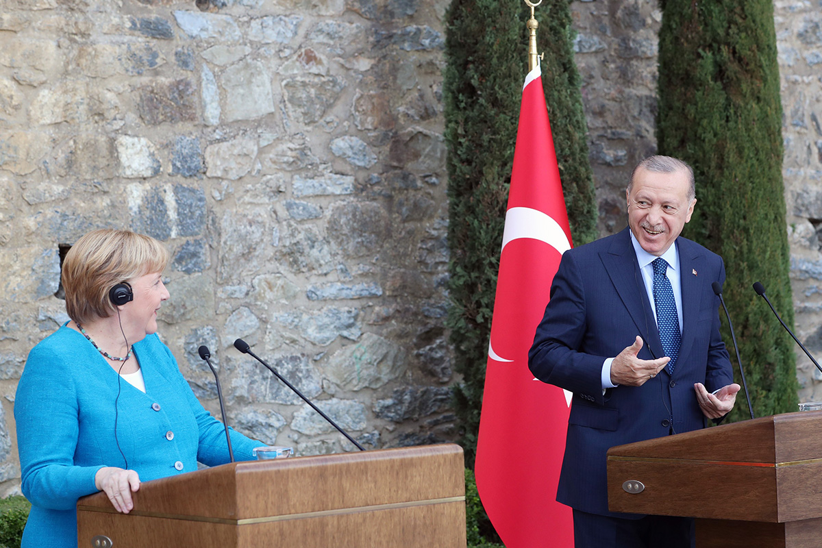 Cumhurbaşkanı Erdoğan ve Merkel&#039;den önemli açıklamalar