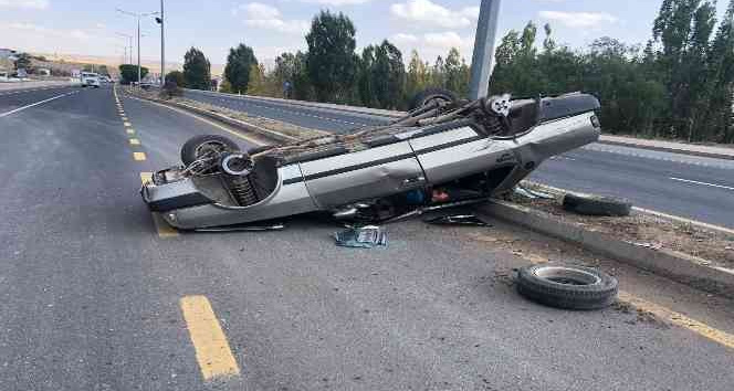 Tercan’da trafik kazası: 3 yaralı