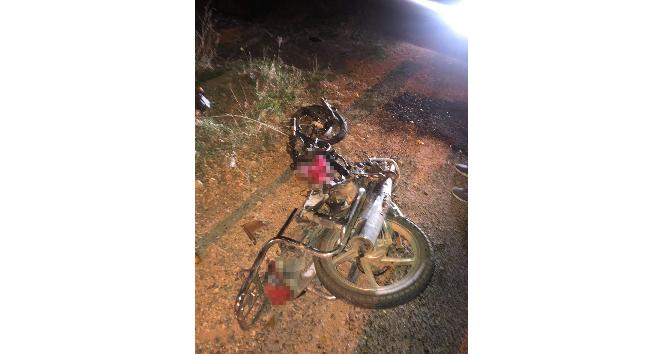 Otomobil ile çarpışan motosikletin sürücüsü hayatını kaybetti