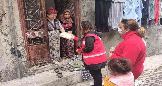 Kızılay’dan önce kandil simidi ve sonra hediye
