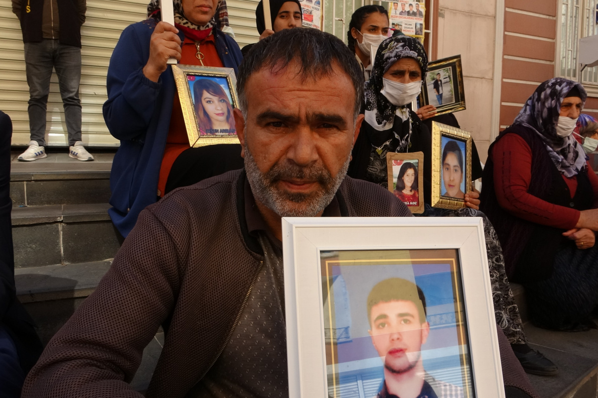Acılı baba Şadin Elhaman: &#039;Oğlun bizde değil dediler ölüm haberini yayınladılar&#039;