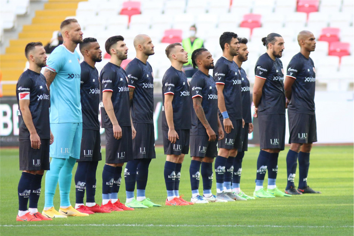 FT Antalyaspor, deplasmanda ilk gollerini DG Sivaspor&#039;a attı