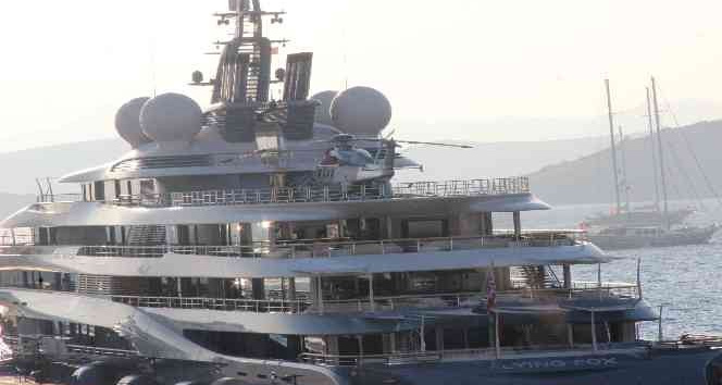 Milyon dolarlık yatlar ardı ardına yanaştı, bakan bir daha baktı