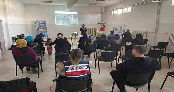 Ardahan’da ‘En İyi Narkotik Polisi Anne’ kampanyası başladı