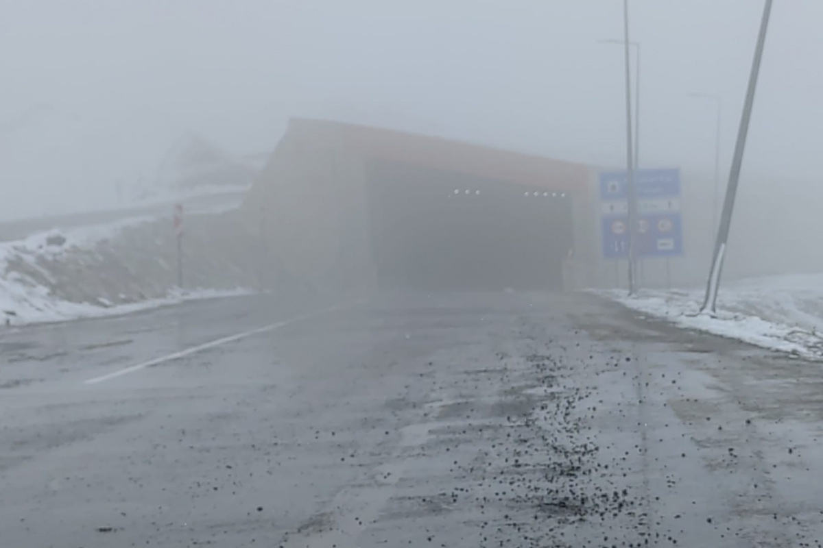 Hava sıcaklığı düştü, her yer beyaza büründü