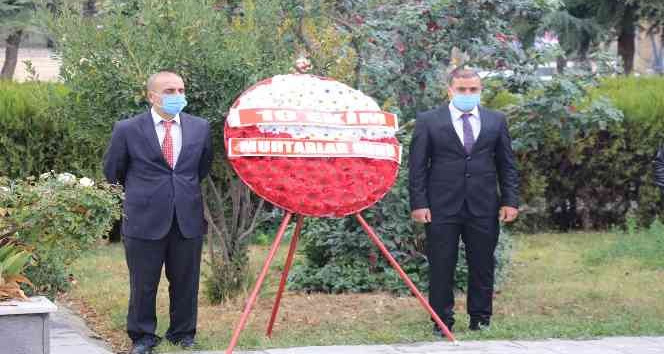 Tatvan’da ‘Muhtarlar Günü’ törenle kutlandı