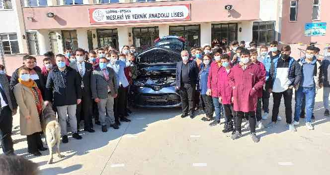 Mesleki ve Teknik Lise öğrencilerini uygulama eğitimlerini yeni nesil sıfır otomobille yapacak