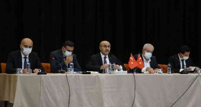 Vali Demirtaş: "Okullarımızda ve okullarımızın çevresinde terör propagandasına müsaade etmeyeceğiz"