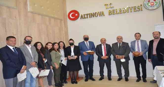 Altınova’da "Arkeoloji Çalışmaları Sempozyumu" yapıldı