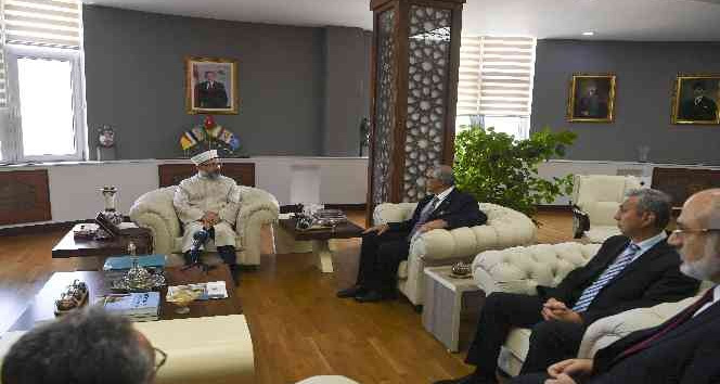 Diyanet İşleri Başkanı Erbaş Kırgızistan’da